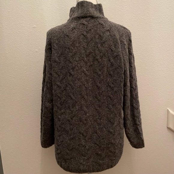 Soft, Oversized Mock Turtleneck Talbots Wool Blend Cableknit Sweater - Picture 3 of 7